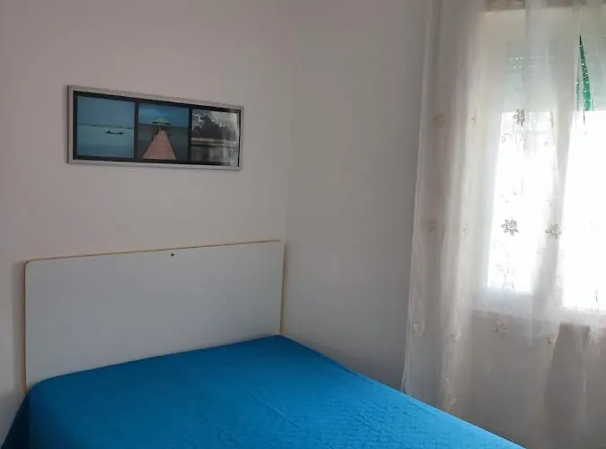 Francesca 切萨雷奥港