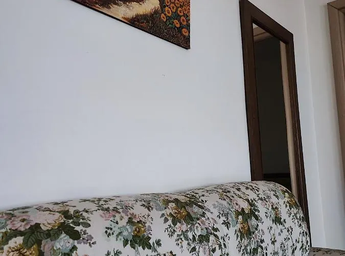 Francesca * 切萨雷奥港